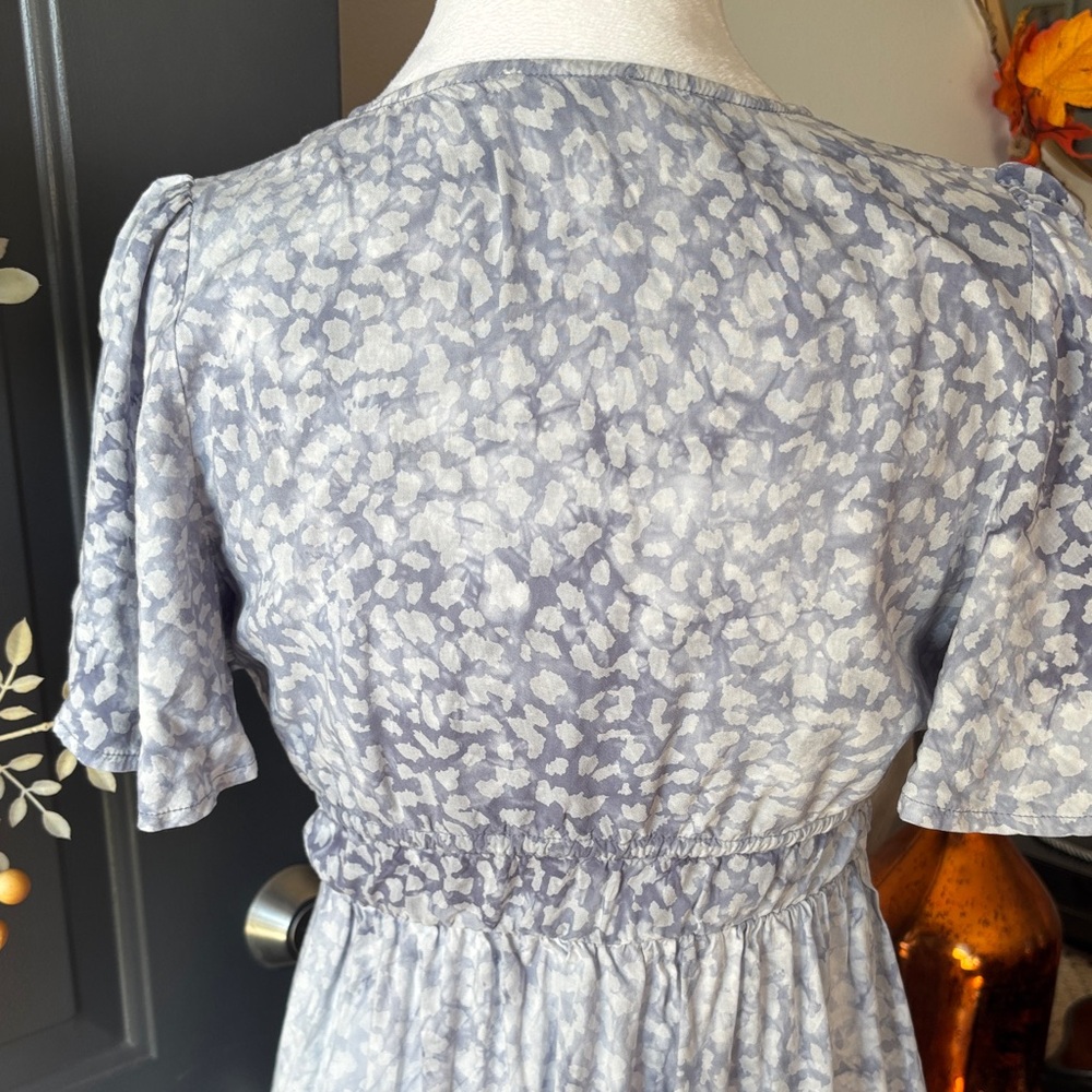 Elegant Gray Patterned Dress - Picture 6 of 6